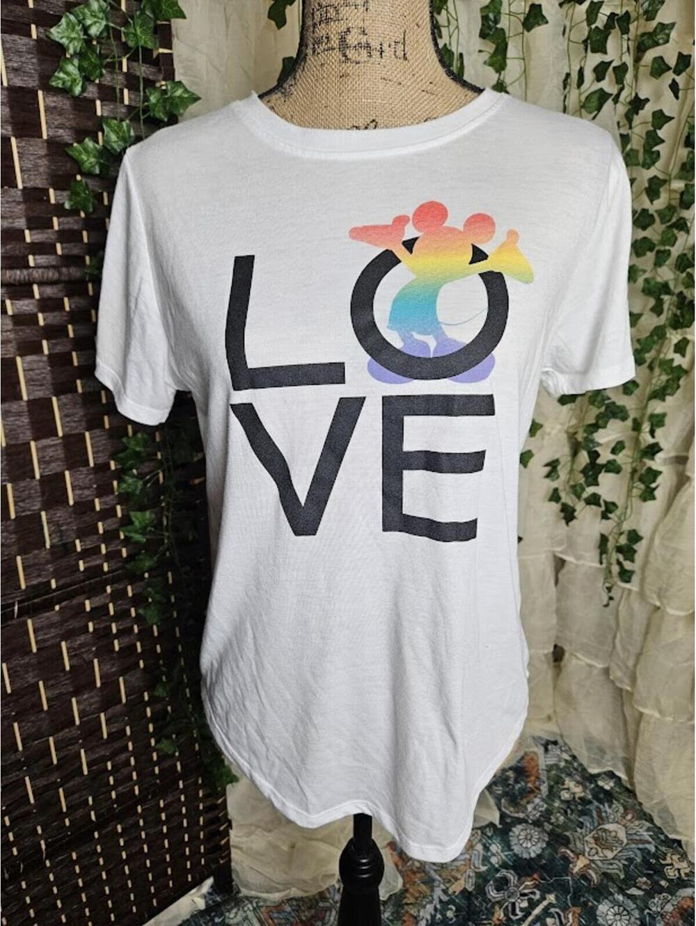 Disney Mickey Mouse LOVE Graphic Tee White Rainbow Pride Shirt Size L